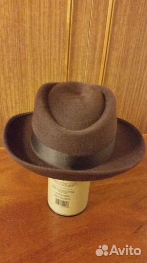 Шляпка фетровая