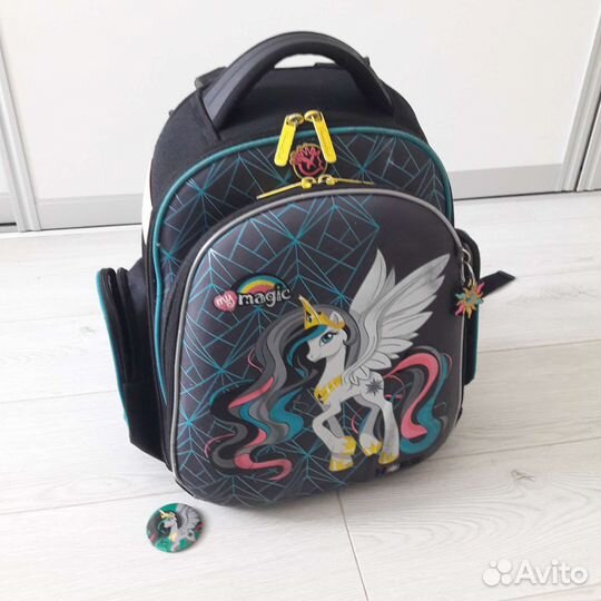 Школьный ранец Hummingbird Kids Magic Hors ТК53