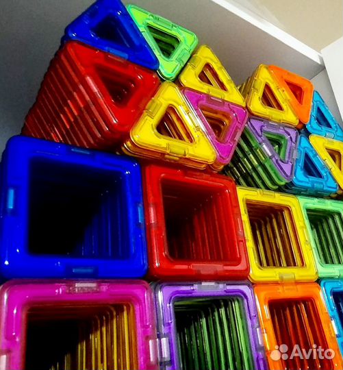 Magformers квадраты 30р и треугольники 25р