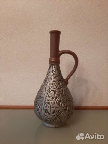 Глиняный кувшин