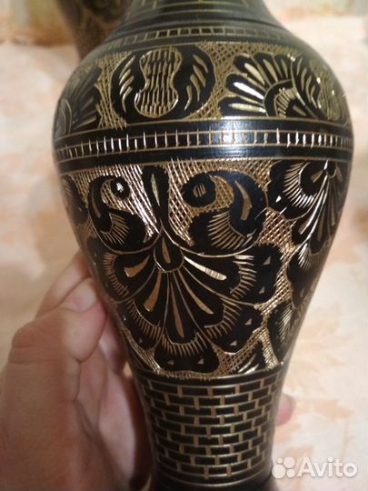 Вазы, чеканка и фарфор