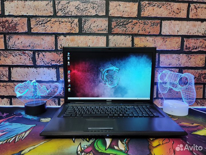Игровой MSI 17'3 i7 GTX 16GB озу SSD