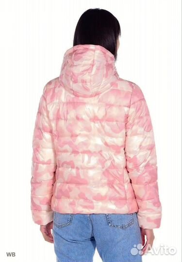 Куртка женская 48 размер