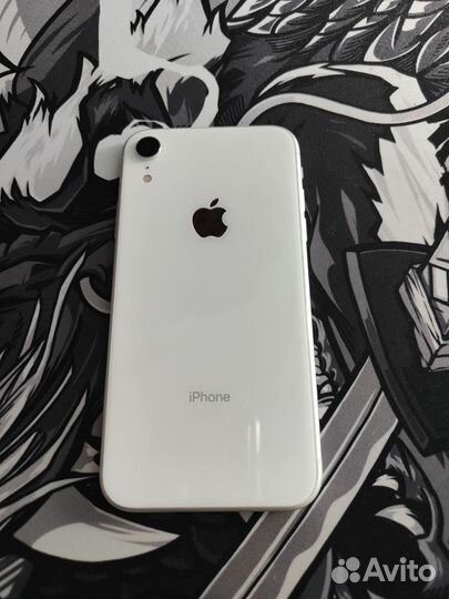 iPhone Xr, 64 ГБ