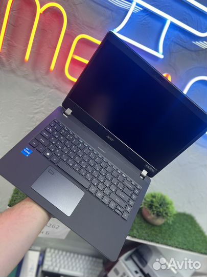 Ноутбук Acer TravelMate P2