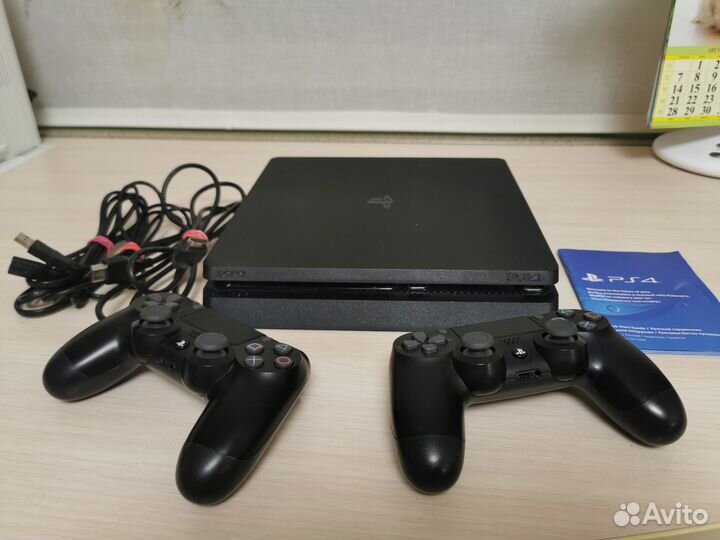 Sony playstation 4 slim