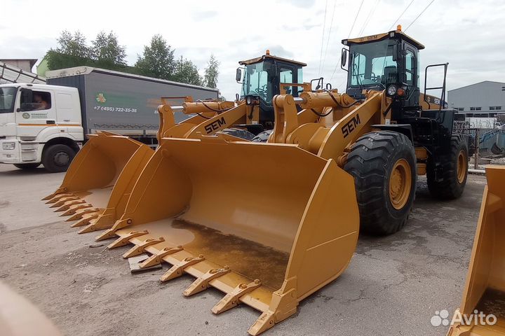 Фронтальный погрузчик SEM 660D, 2023