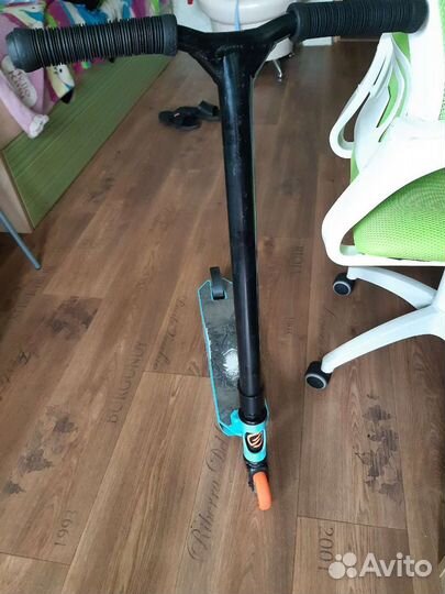 Трюковой самокат oxelo