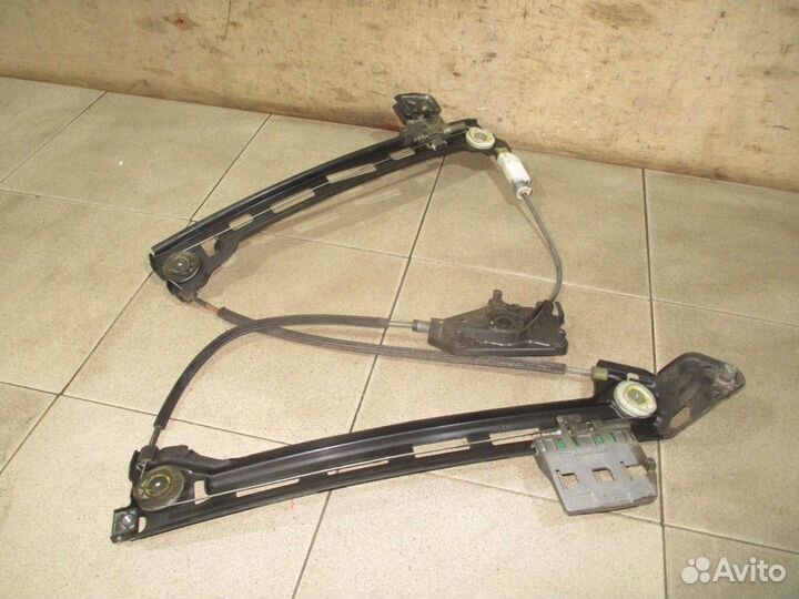 Стеклоподъемник передний правый VW Passat CC