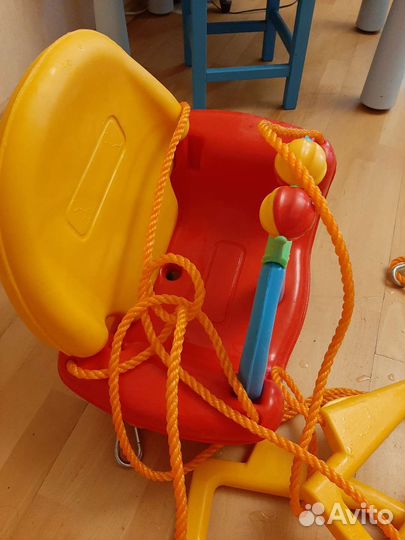 Детская качель подвесная