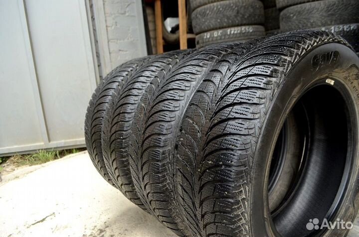 Sava Eskimo Ice 215/65 R16