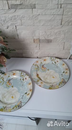 Набор тарелок