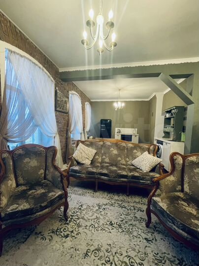 2-к. квартира, 50 м², 1/2 эт.