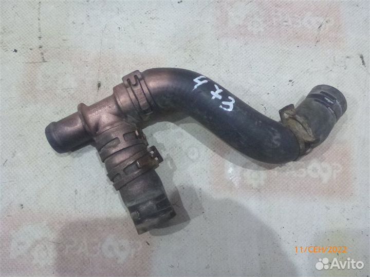Патрубок системы охлаждения Volkswagen Caravelle
