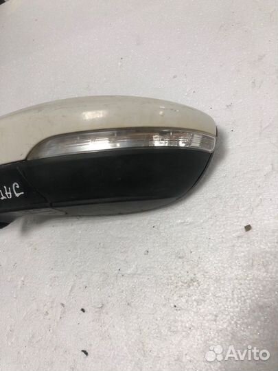 Зеркало левое Volkswagen Jetta 5