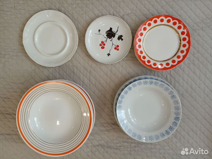 Посуда СССР,сервиз, тарелки, вазы на ножках