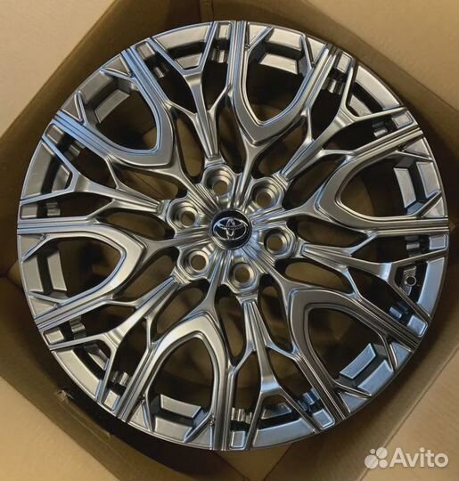 Кованые диски для на Тойота Toyota LC300 R24