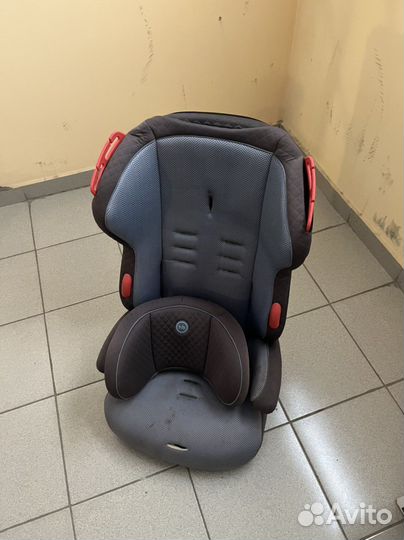 Снимается в бустер happybaby