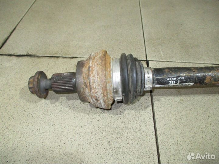 Полуось задняя левая VW Tiguan 1