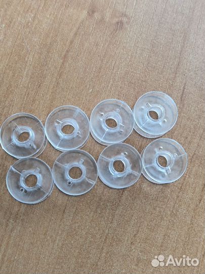 Пластиковые шпульки для швейной машинки