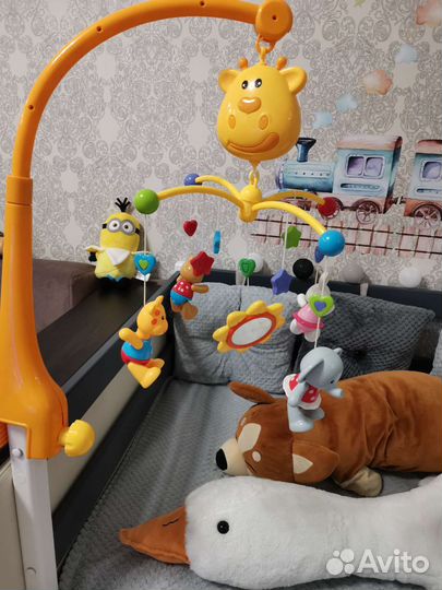 Мобиль музыкальный детский над кроваткой