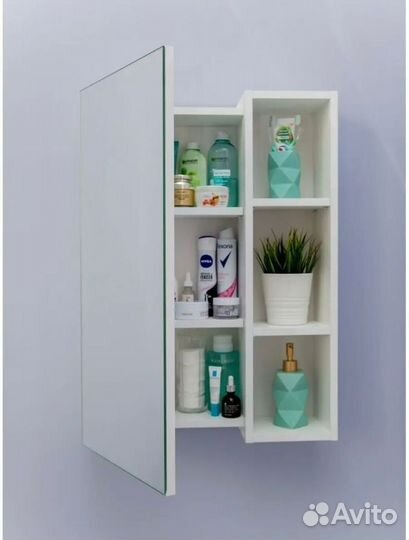 Шкафчик для ванной с зеркалом новый