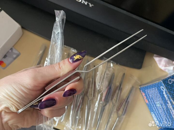 Пинцет, зажим