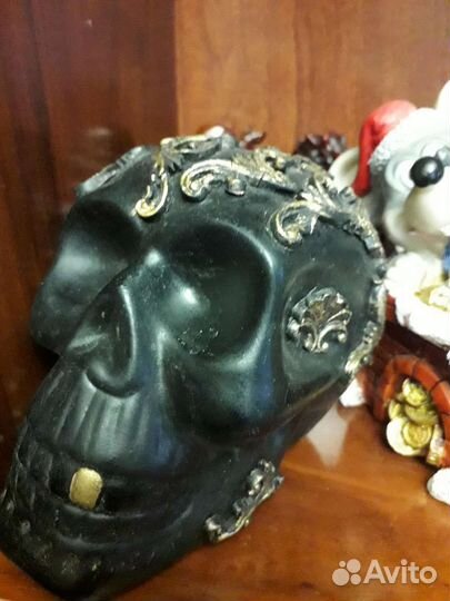 Статуетки'сувениры,нецки,копилки