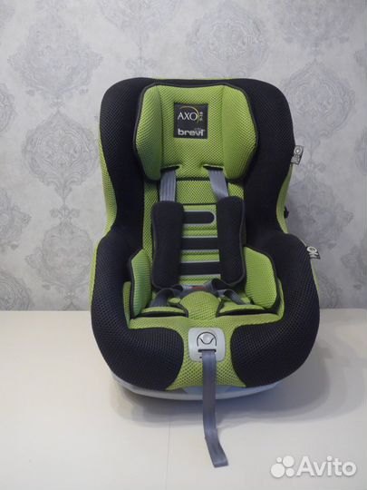 Автокресло Brevi Axo Черный с салатовый