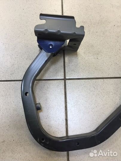 Петля багажника левая Nissan Almera Classic B10