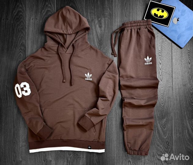 Спортивный костюм Adidas