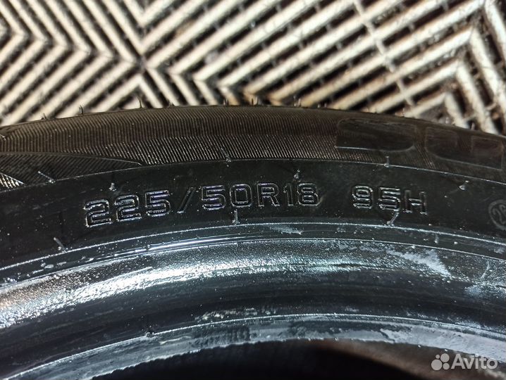 Sunfull Mont-Pro WP882 225/50 R18 95H