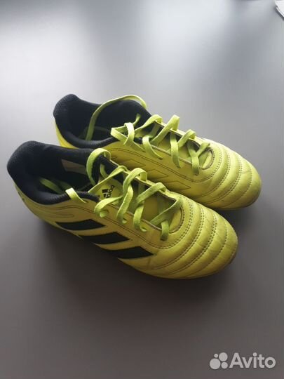 Детские футбольные бутсы 35 размер