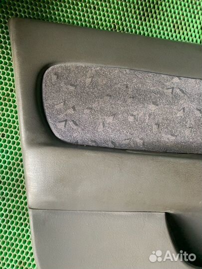 Обшивка карта двери передняя левая Kia Spectra LD