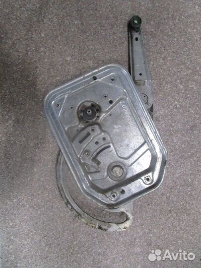 Механизм стеклоподъемника левый Scania 1366847