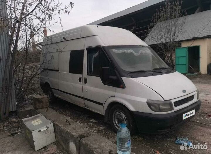 Ford Transit цельнометаллический, 2001