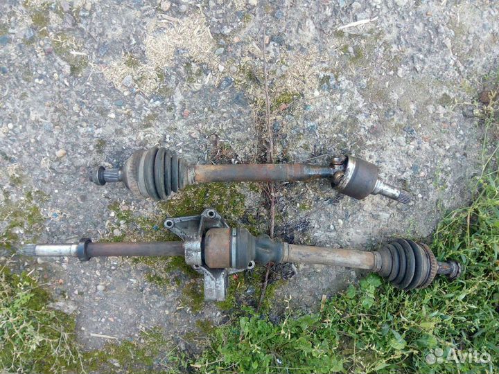 Левый шрус пежо 406, 2000г.в