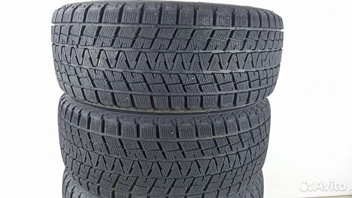 Bridgestone Blizzak DM-V1 285/60 R18