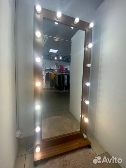 Гримерное зеркало