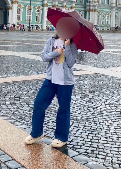 Джинсы широкие