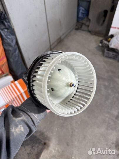 Вентилятор печки toyota avensis 2