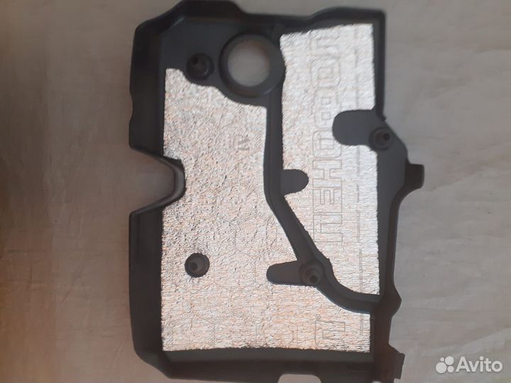 Крышка двигателя на ваз