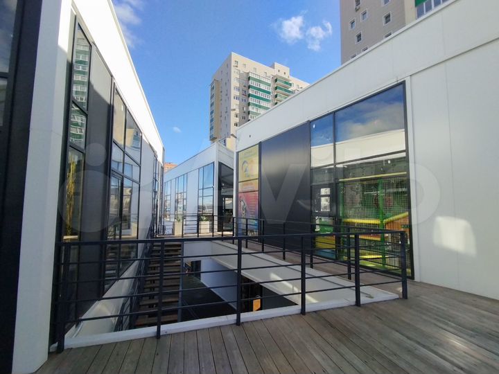 Помещение 83 кв м под компьютерный клуб на Гидрост