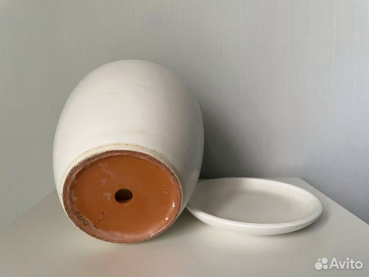 Два горшка керамических