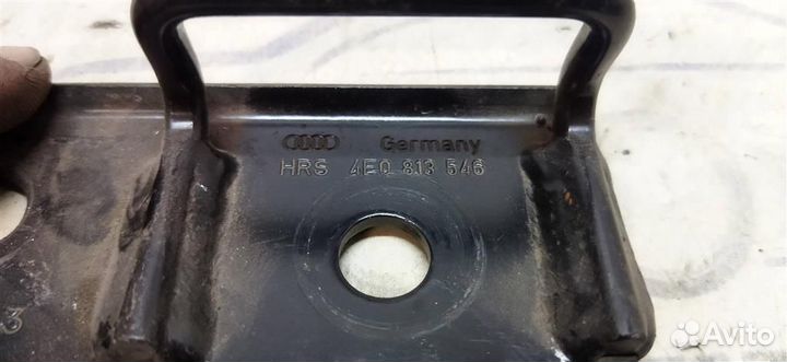 Кронштейн (сопут. товар) Audi A8 D3 4E 2004-2010