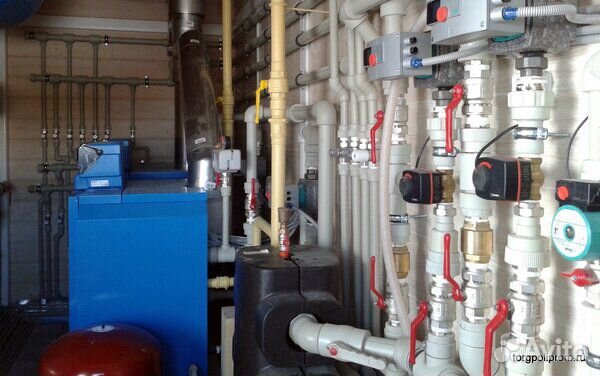 Монтаж систем отопления и водоснабжения