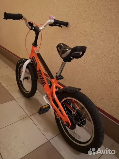 Детский велосипед 16
