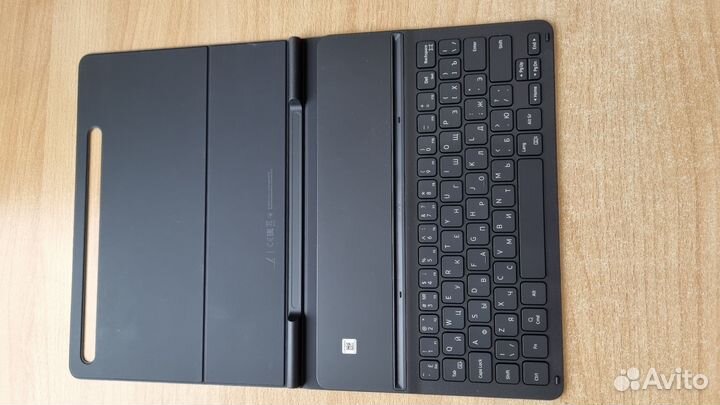 Чехол-клавиатура Samsung Galaxy Tab S8/S7