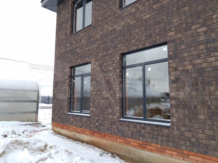 Коттедж 160 м² на участке 6,5 сот.