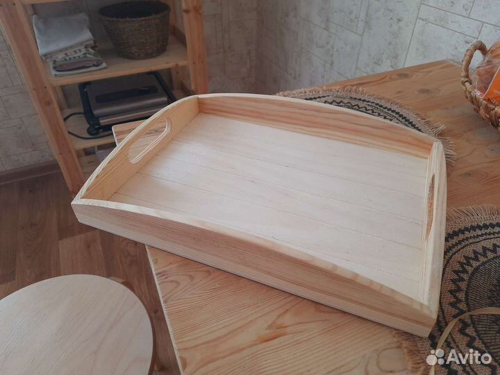 Поднос деревянный